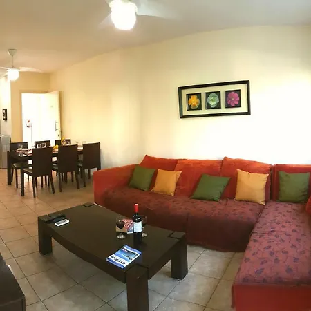 Yiasemi F2002 Apartamento *