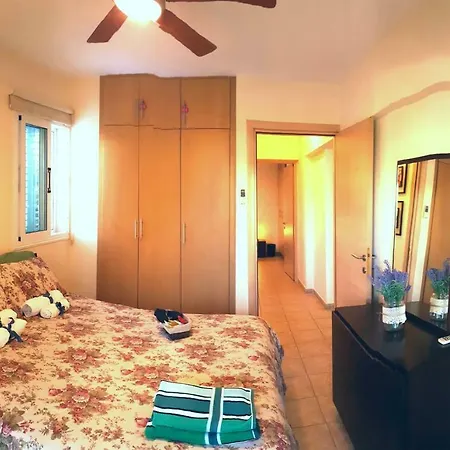 Apartament Yiasemi F2002 *